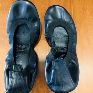 Yosi Samra Samara black ballet flats